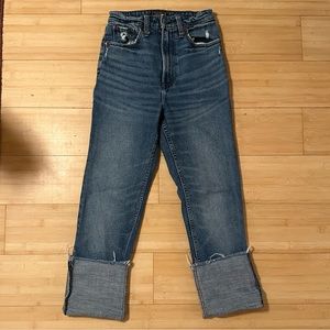 Abercrombie Ultra High Rise 90s Straight Jean